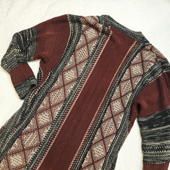 Open Front Long Knit Cardigan in Burgundy - Picture 7 of 15